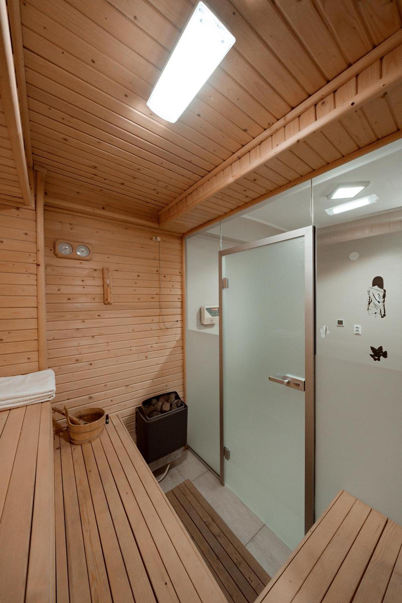 Quantum House Otel Vatra Dornei Dış mekan fotoğraf
