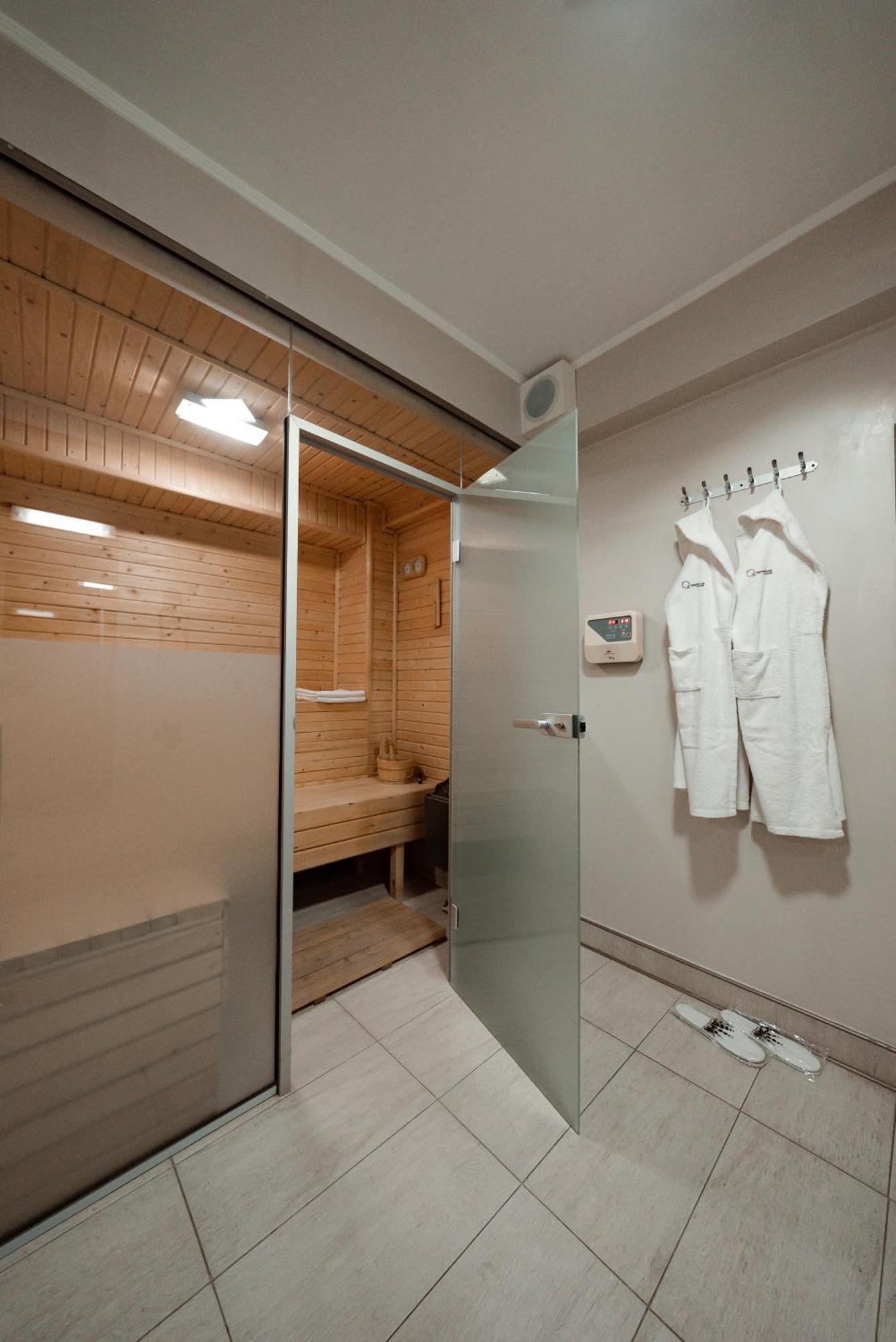 Quantum House Otel Vatra Dornei Dış mekan fotoğraf