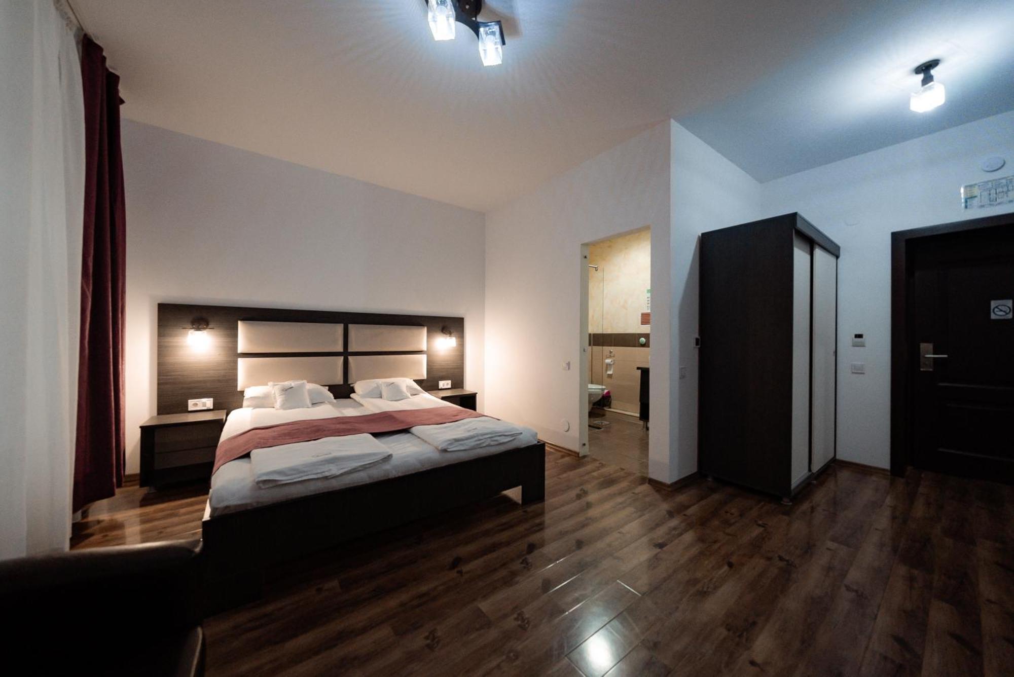 Quantum House Otel Vatra Dornei Dış mekan fotoğraf