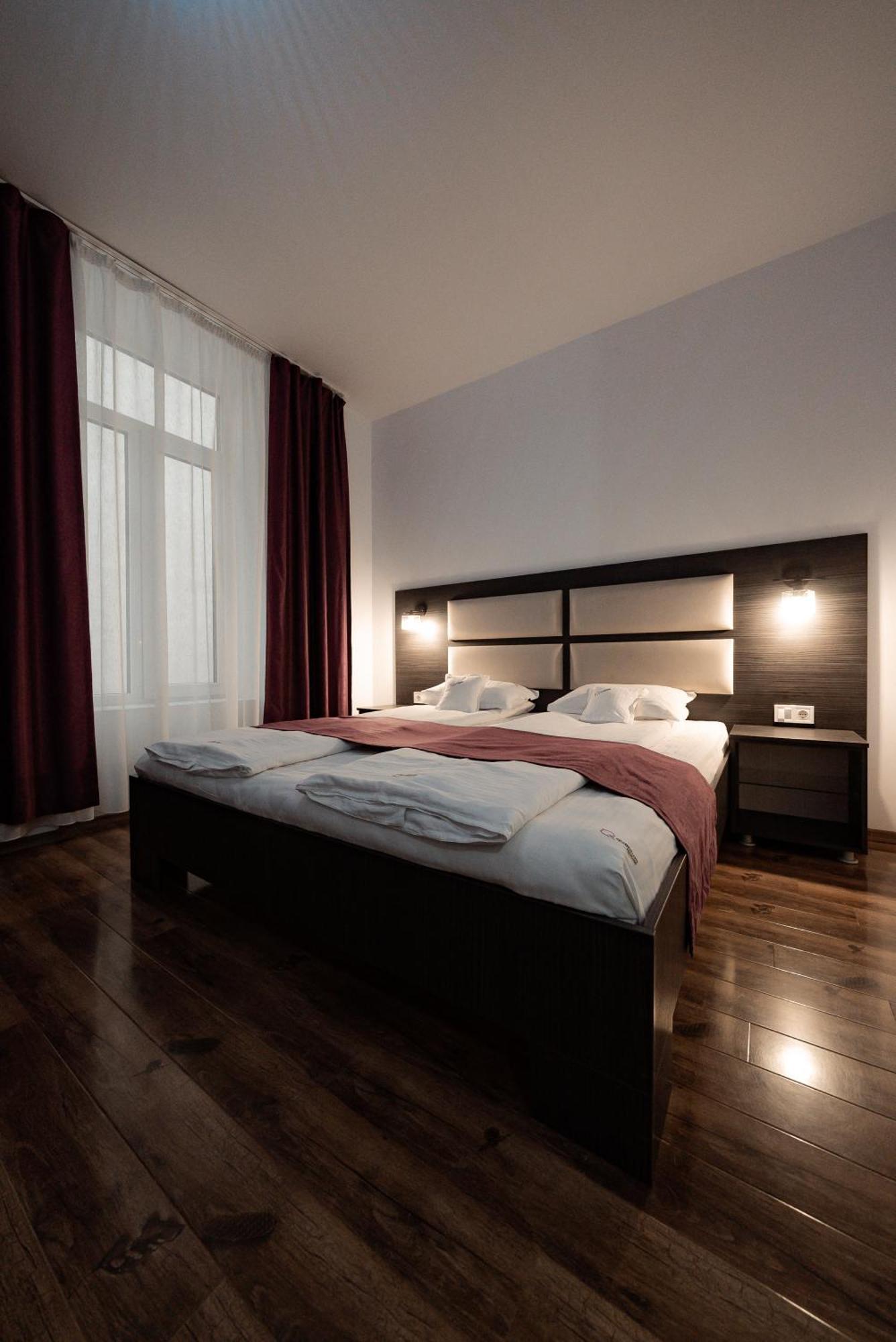Quantum House Otel Vatra Dornei Dış mekan fotoğraf