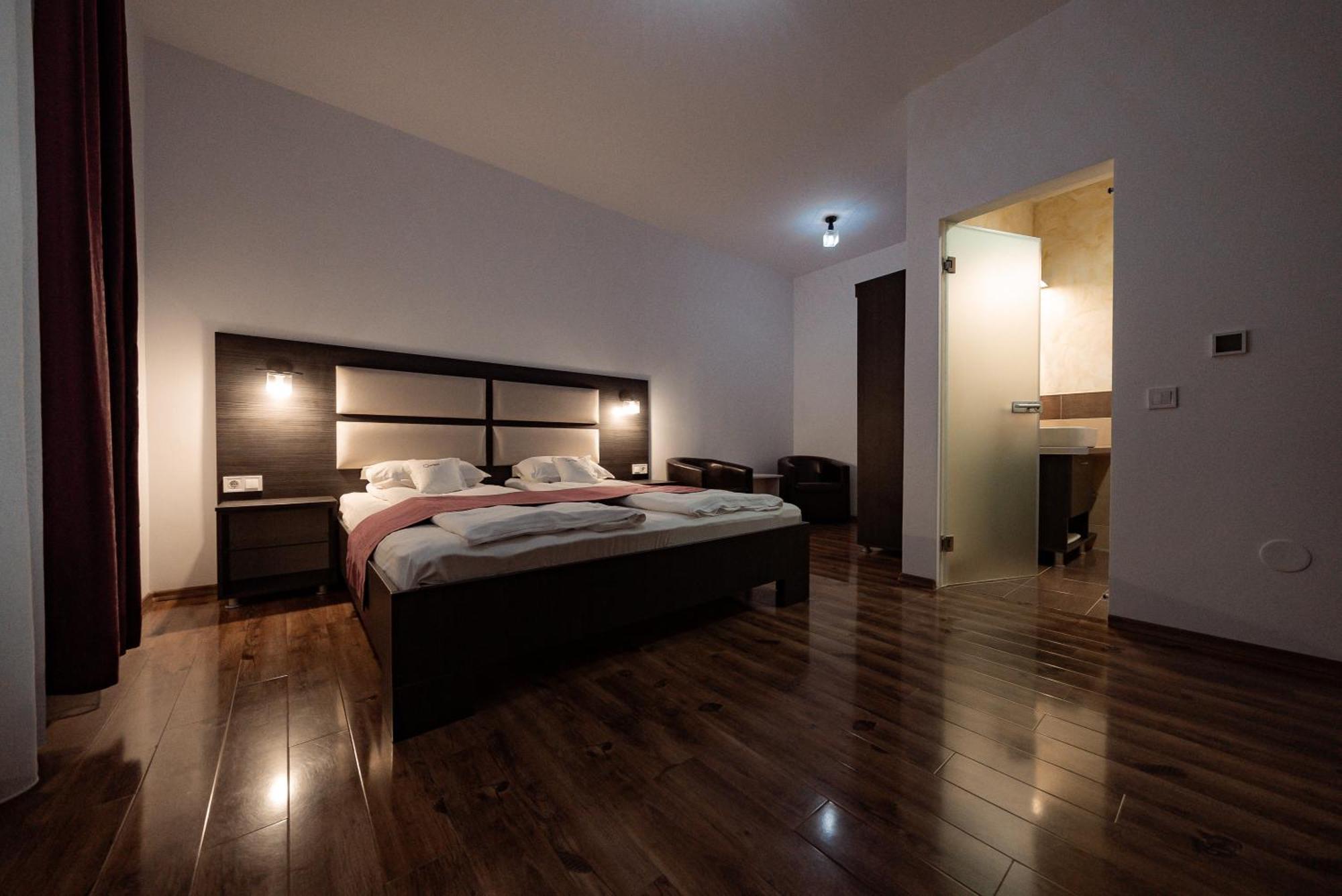 Quantum House Otel Vatra Dornei Dış mekan fotoğraf