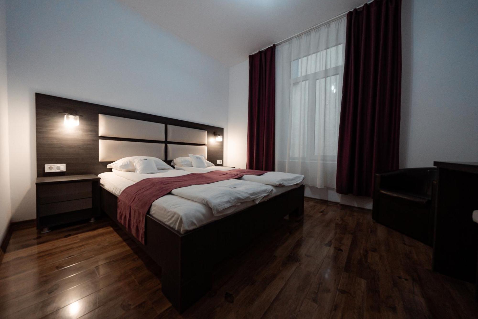 Quantum House Otel Vatra Dornei Dış mekan fotoğraf