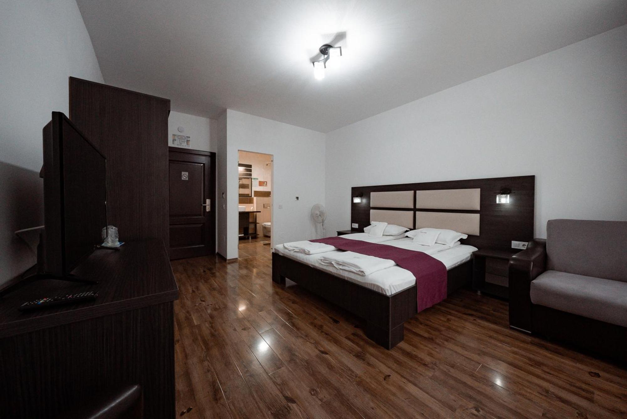 Quantum House Otel Vatra Dornei Dış mekan fotoğraf