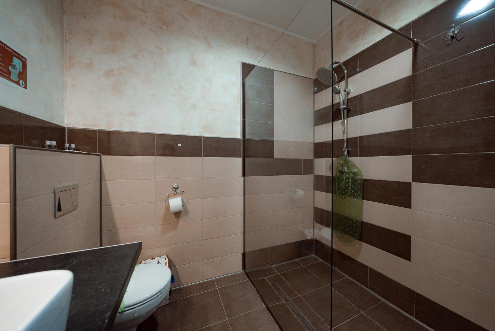 Quantum House Otel Vatra Dornei Dış mekan fotoğraf