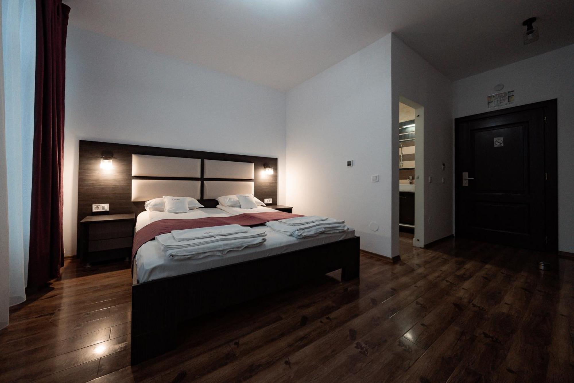 Quantum House Otel Vatra Dornei Dış mekan fotoğraf